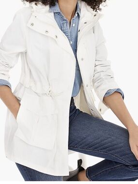 Joe Fresh White Hooded rain ☔️ perfect jacket